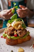 Aimen ASHUR - AIMEN ASHUR